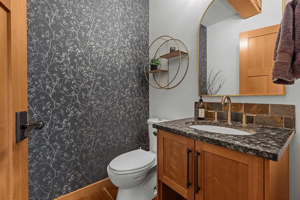 511 6th Avenue #8