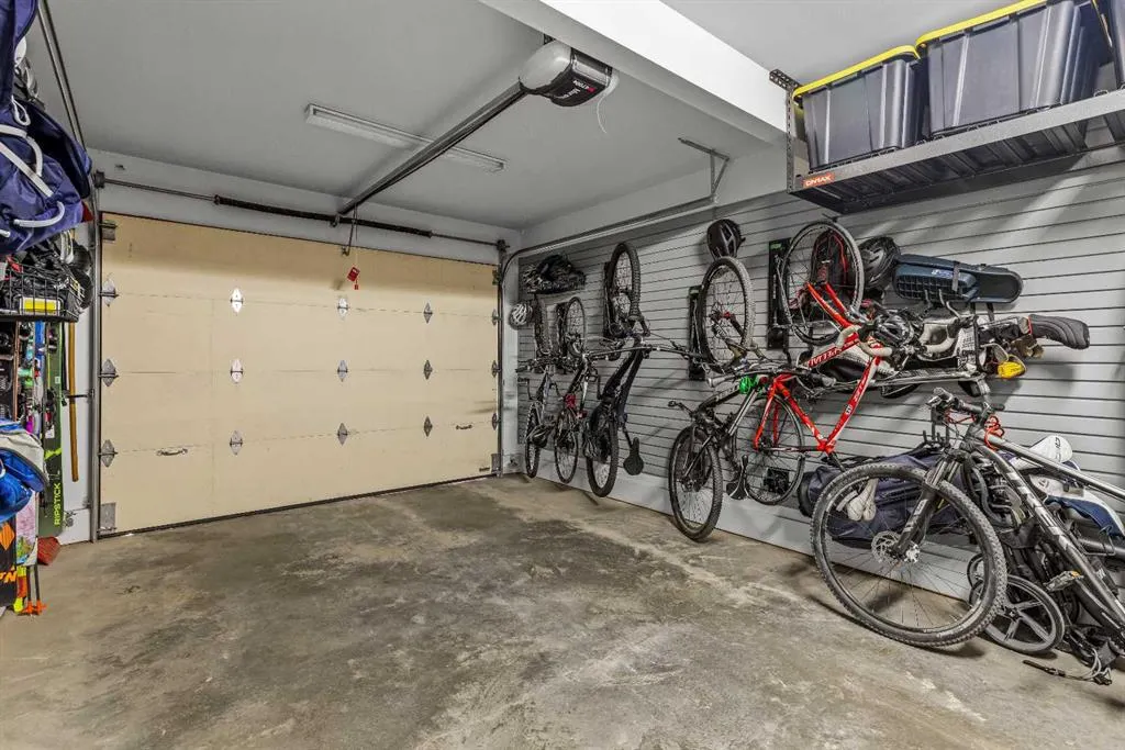511 6th Avenue #8