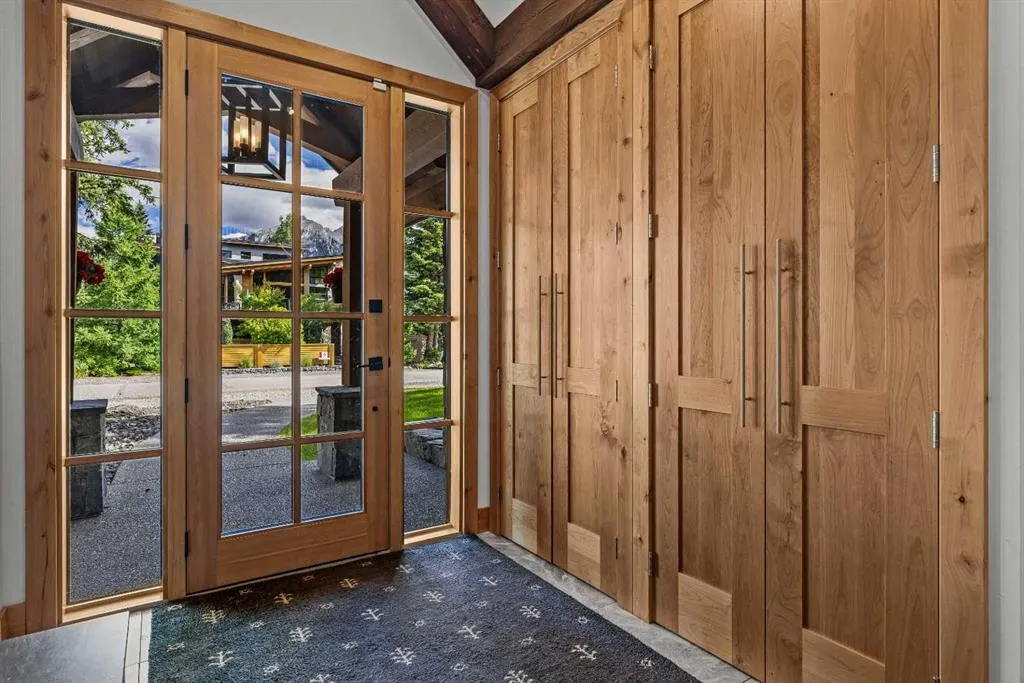 533 3rd Street