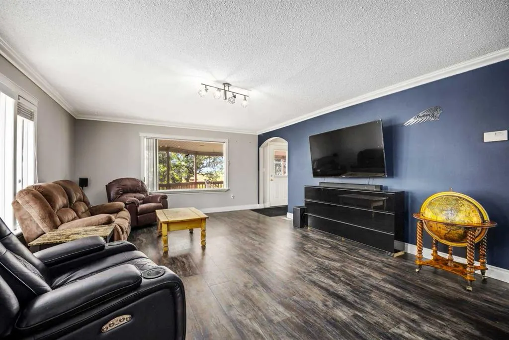 274 Range Road #281014