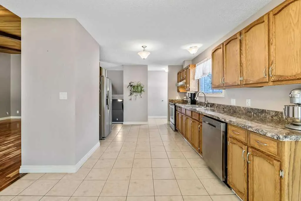 163 Woodburn Crescent