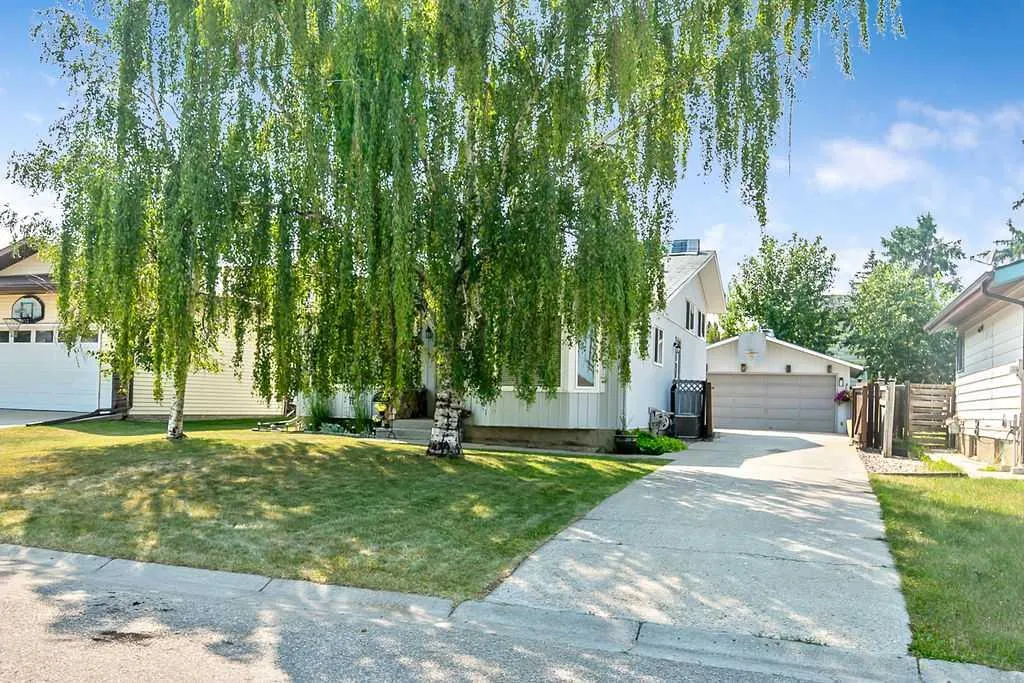 163 Woodburn Crescent
