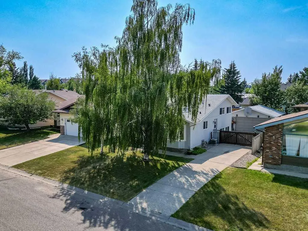 163 Woodburn Crescent