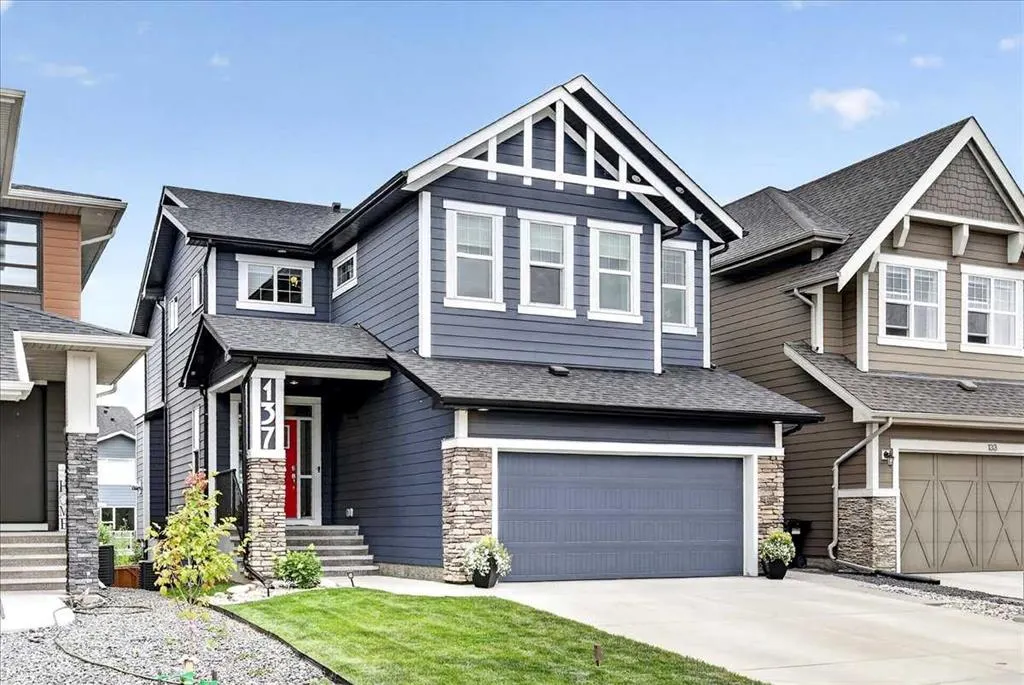 137 Cranbrook Cove SE