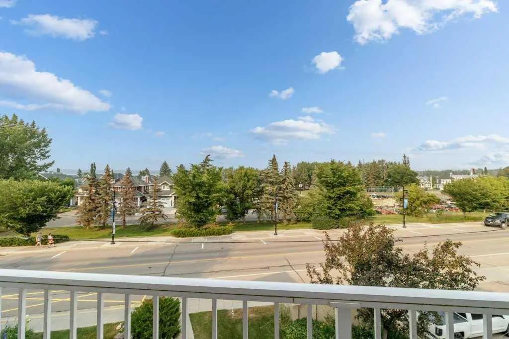 5435 Lakeshore Drive #306