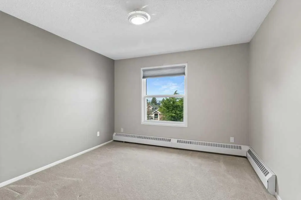 5435 Lakeshore Drive #306