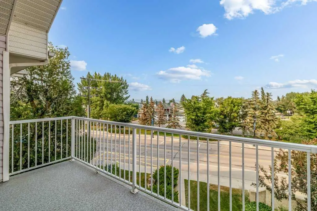 5435 Lakeshore Drive #306