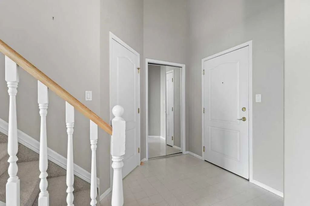5435 Lakeshore Drive #306