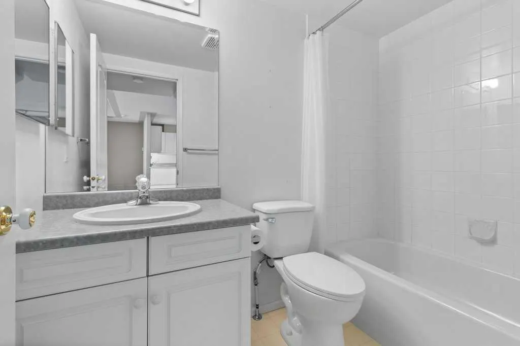 5435 Lakeshore Drive #306