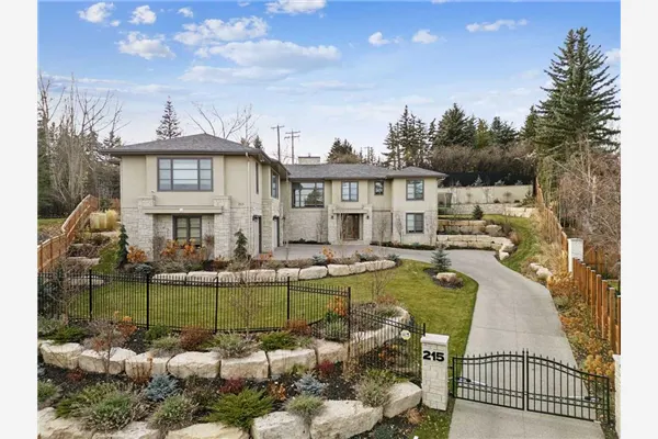 215 Patton Court SW