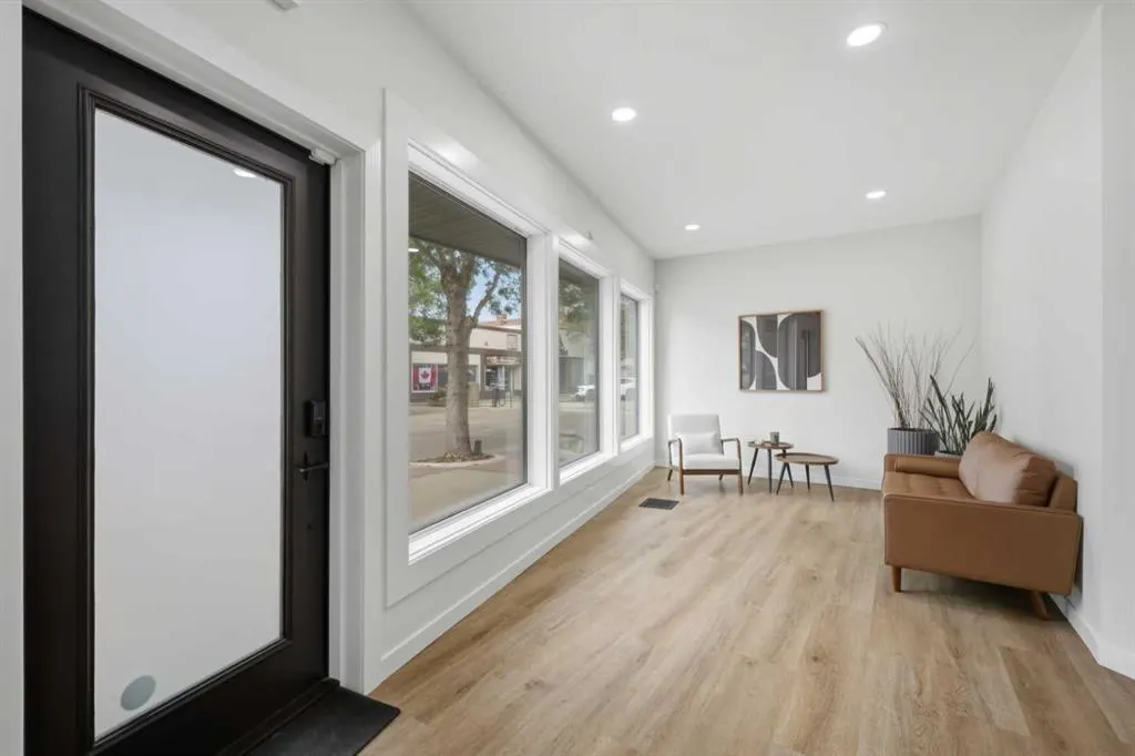 5016 50 Ave