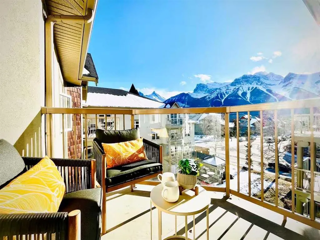 160 Kananaskis Way #411