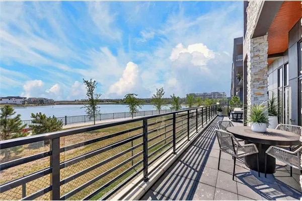 150 Marina Cove SE