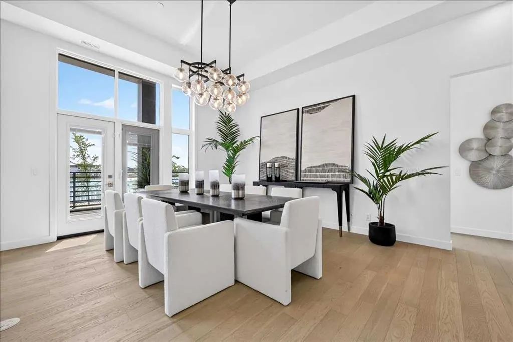 150 Marina Cove SE #102