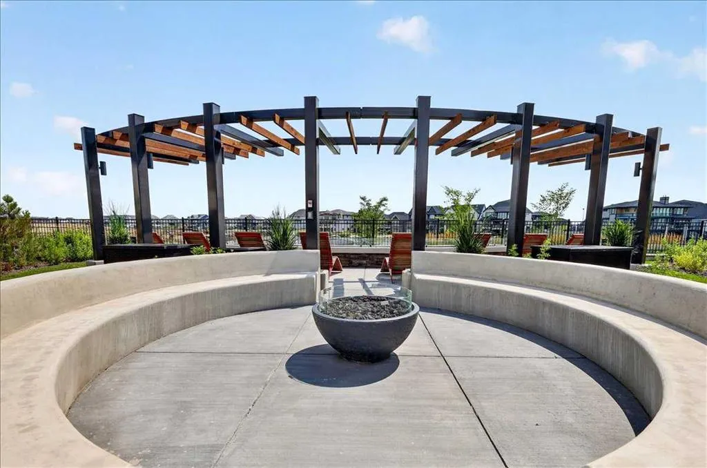150 Marina Cove SE #102