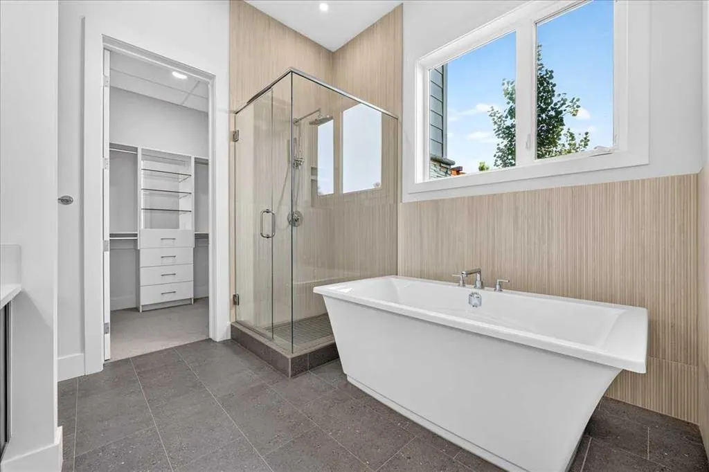 150 Marina Cove SE #101
