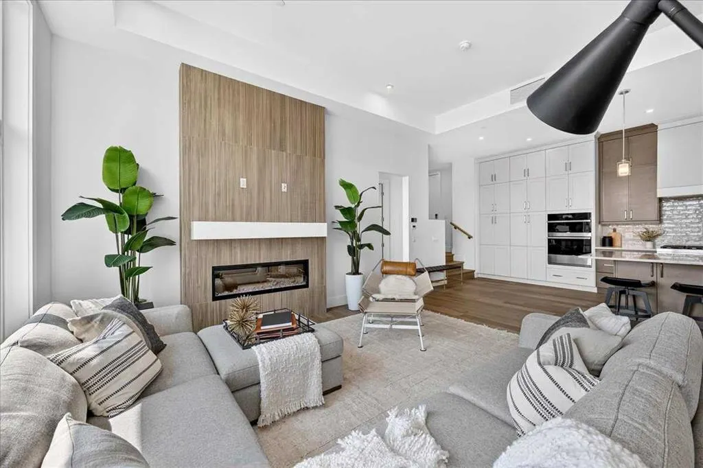 150 Marina Cove SE #101