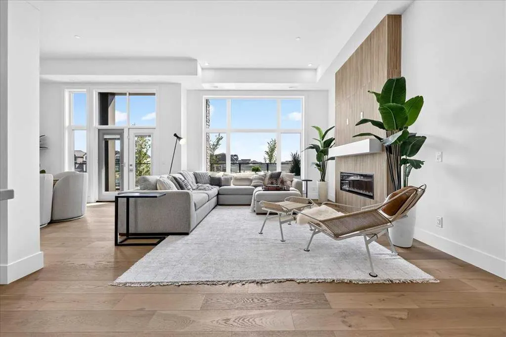 150 Marina Cove SE #101