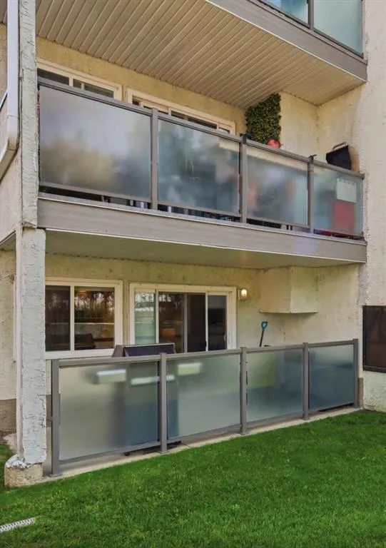 4415 Lakeshore Drive ##2