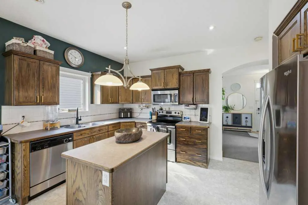 21 Regatta Way