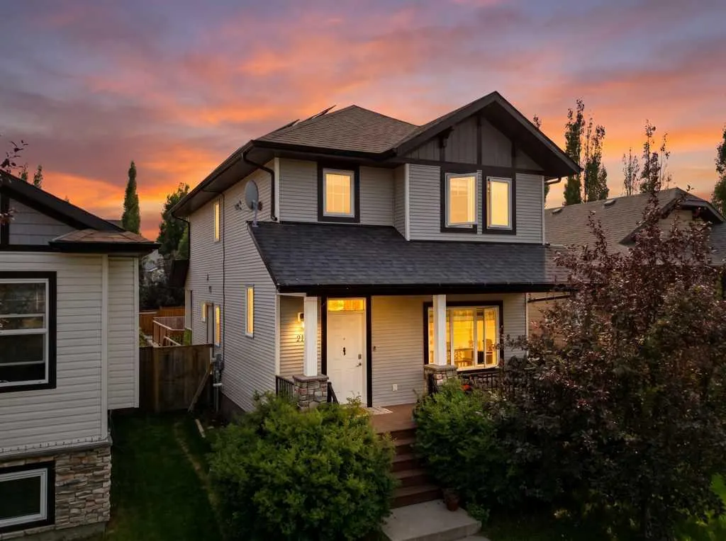 21 Regatta Way