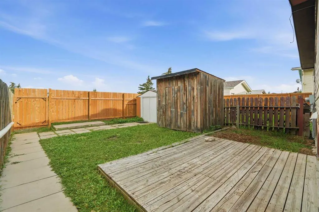 2706 46 Street SE