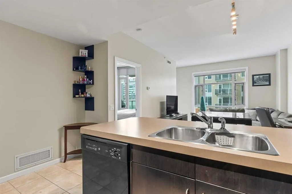 1410 1 Street SE #502