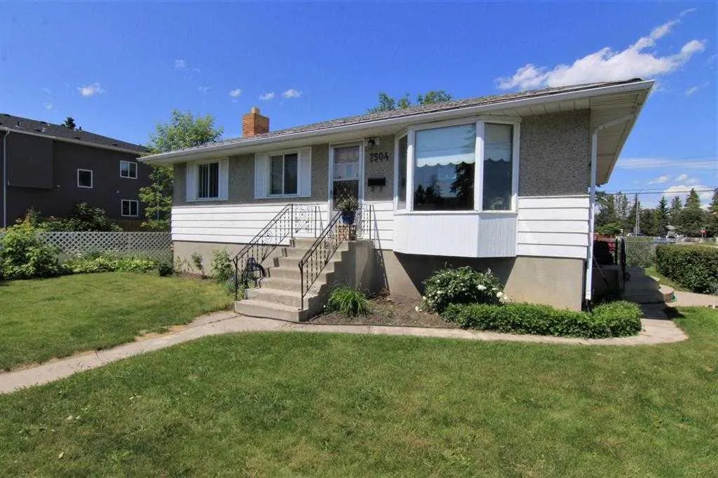7504 39 Avenue NW #Basement Unit