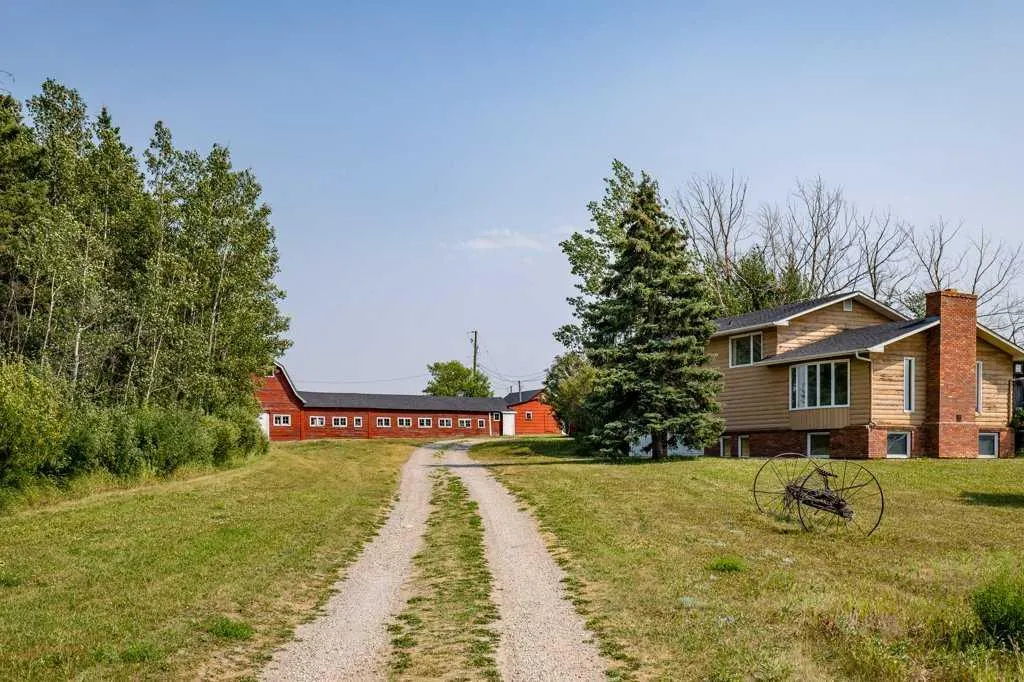 261126 Range Road 33