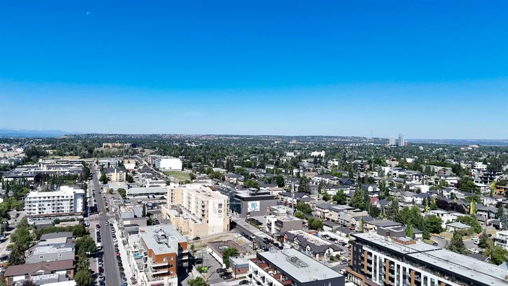 1811 34 Avenue SW #102