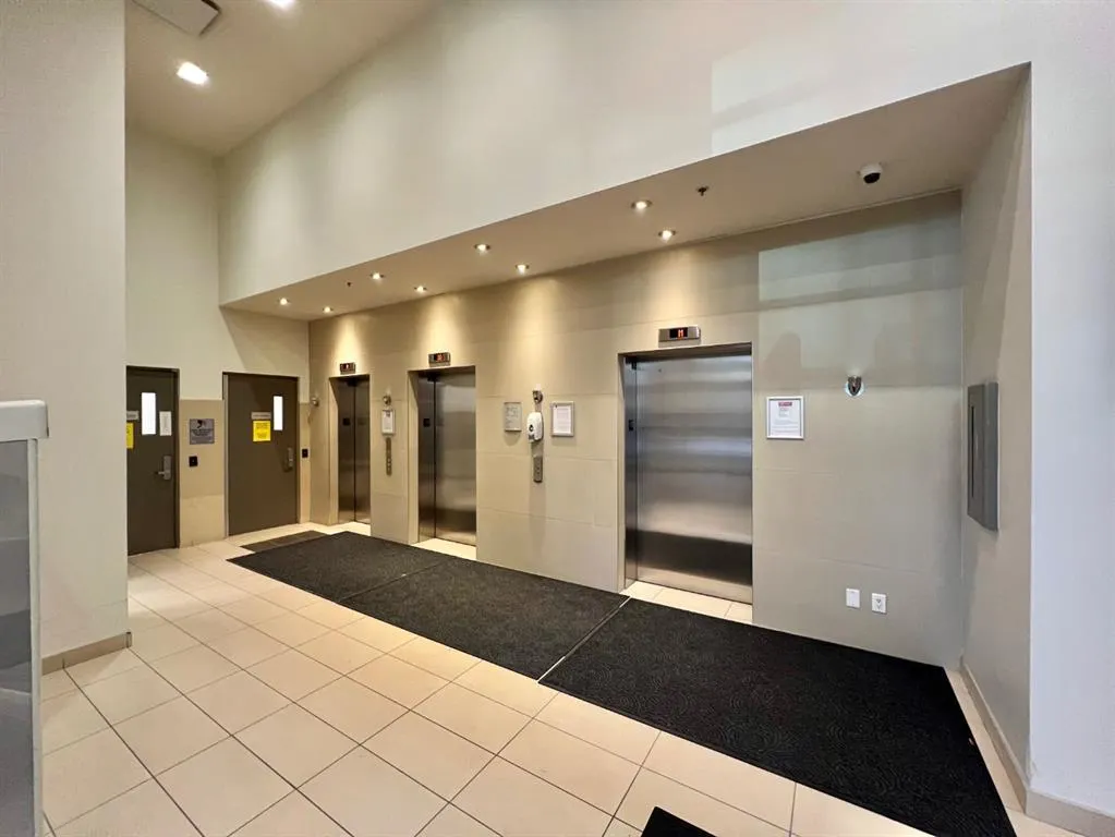 211 13 Avenue SE #2607