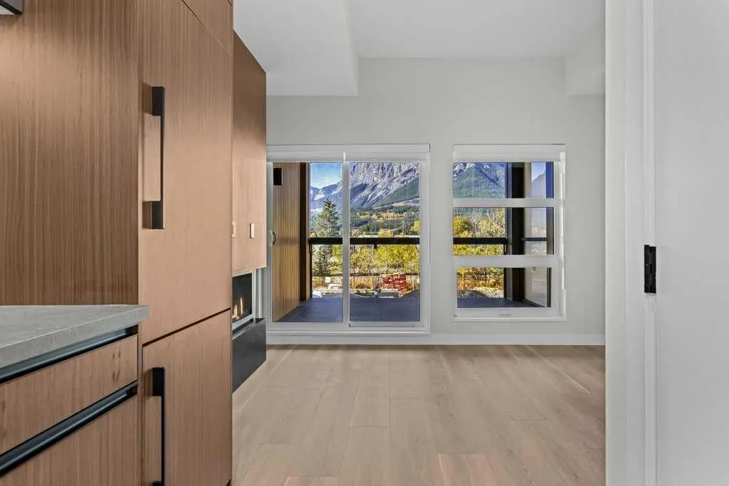 1724 Bow Valley Trail #202