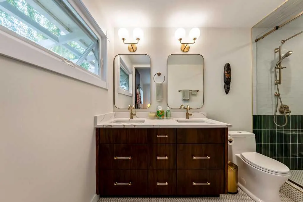 2011 Palliser Drive SW