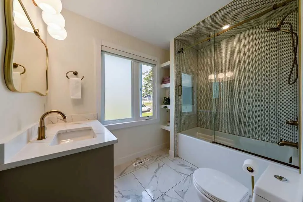 2011 Palliser Drive SW
