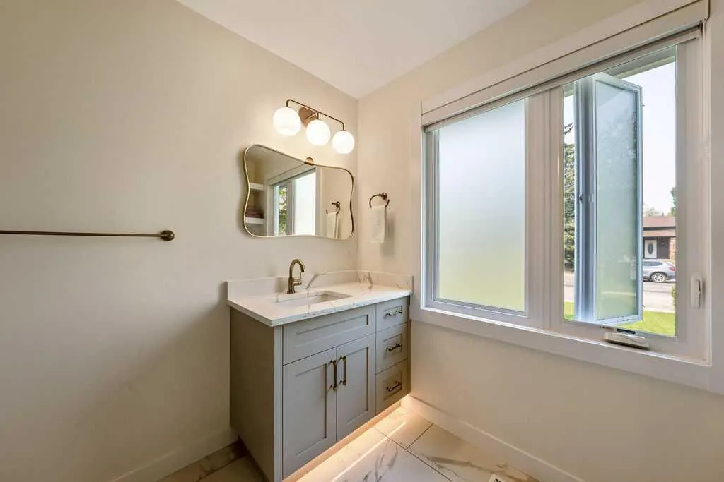 2011 Palliser Drive SW