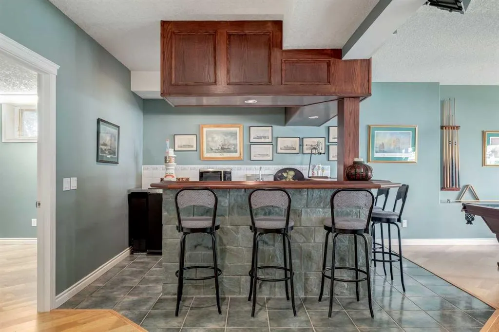 1001 East Chestermere Drive