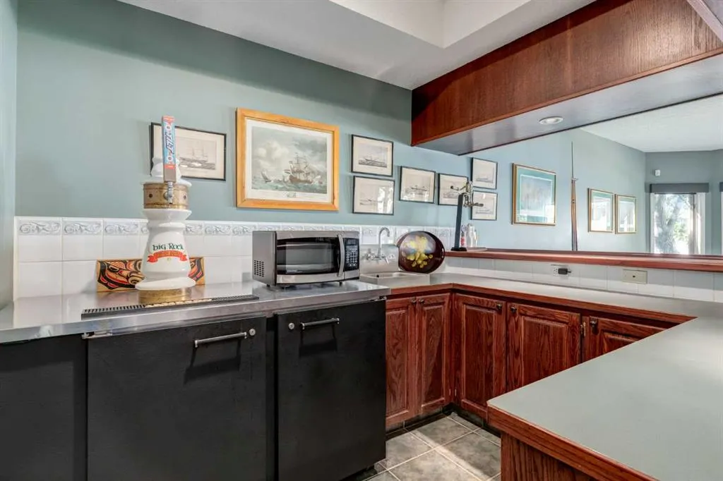 1001 East Chestermere Drive