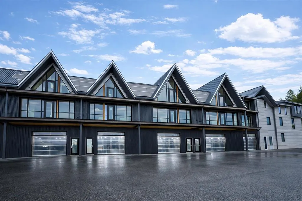 1 Industrial Place NE #113A