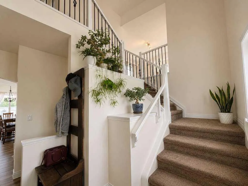 24 Brander Avenue NW