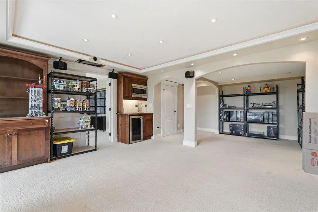 500 Carriage Lane Place #505