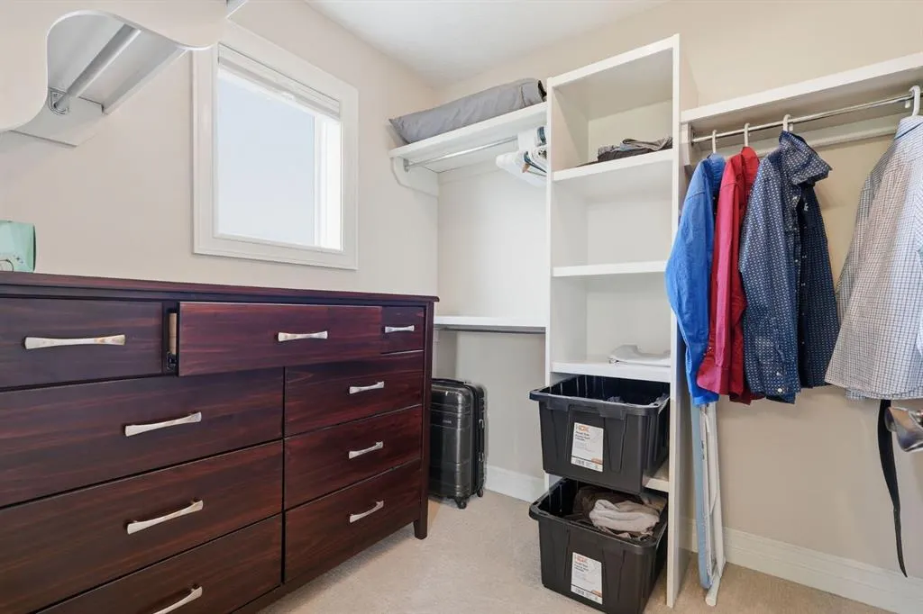 500 Carriage Lane Place #505