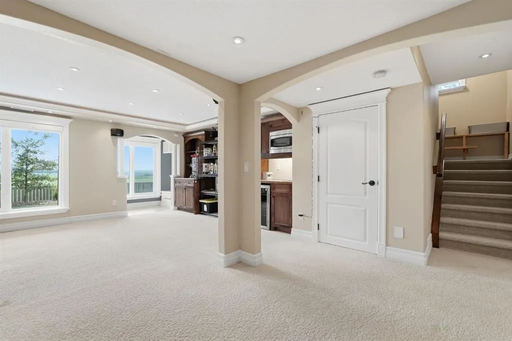 500 Carriage Lane Place #505