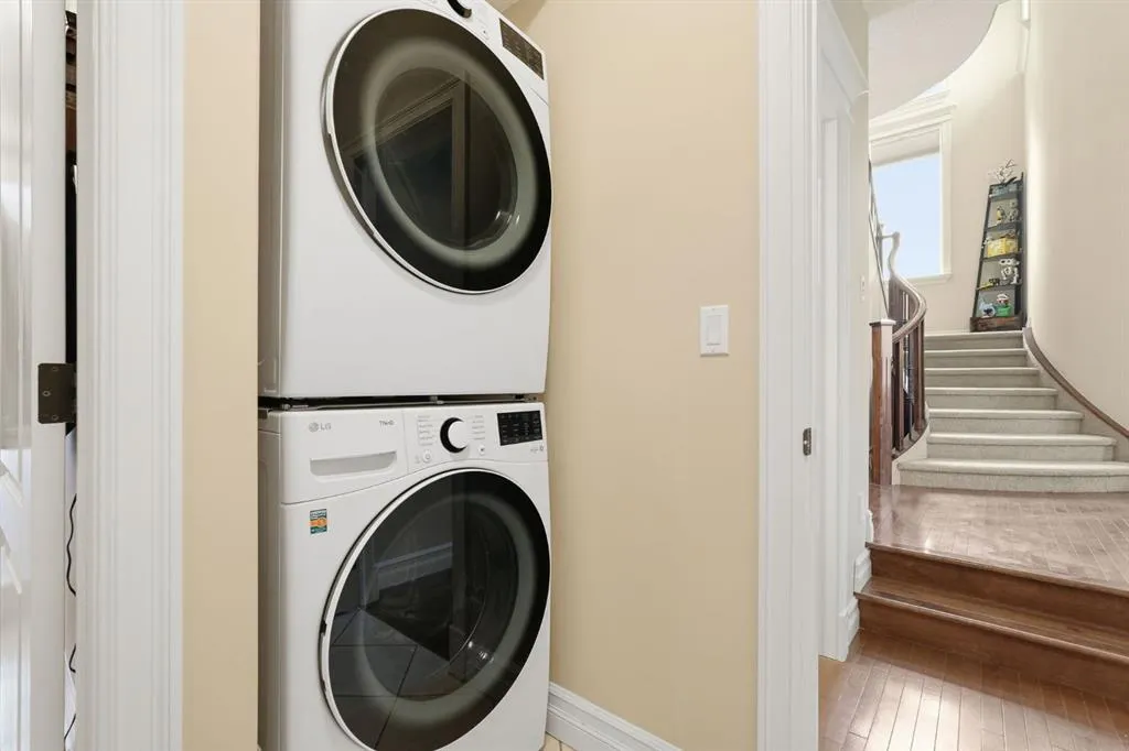 500 Carriage Lane Place #505