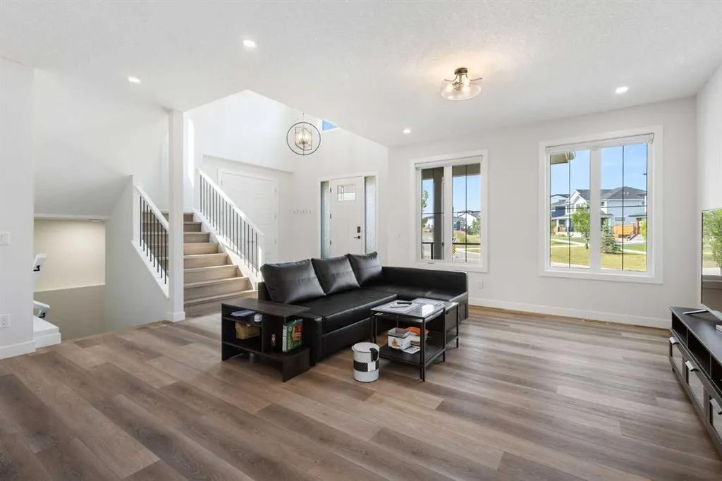 6 Elderberry Way