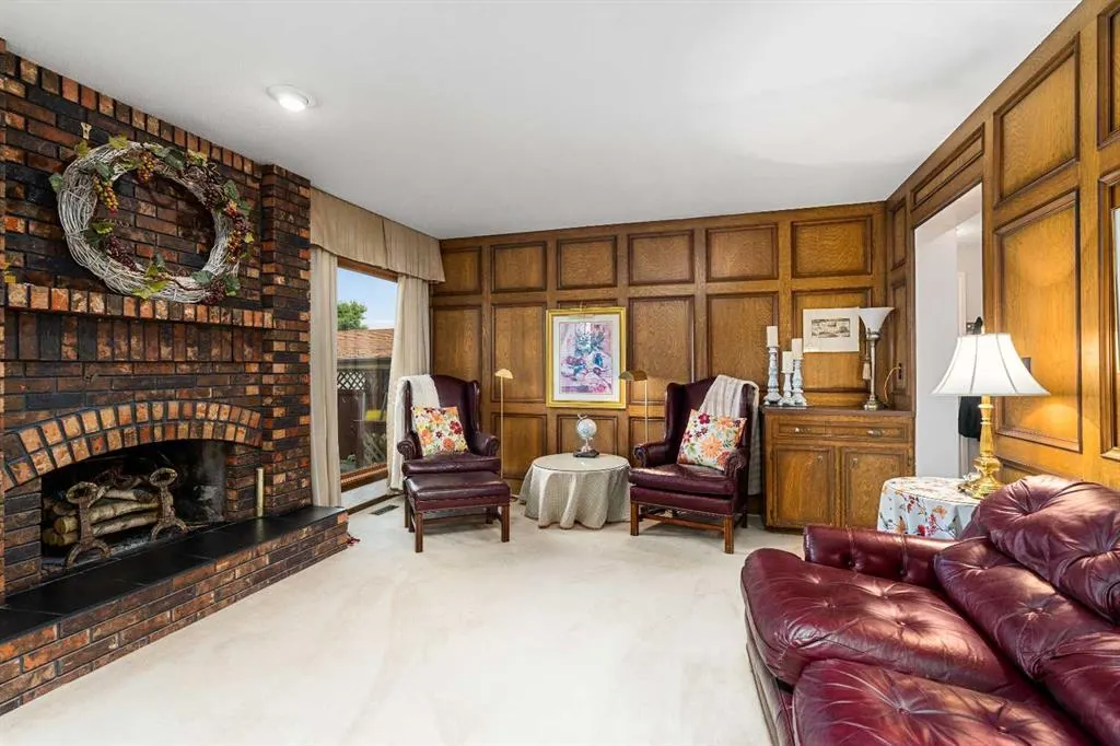 152 Templewood Road NE