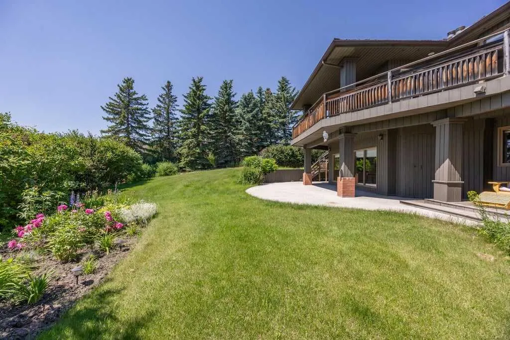 19 Westbluff Place