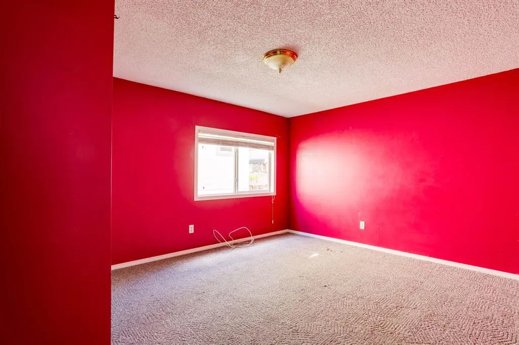 368 Grey Crescent