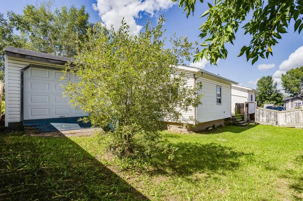 368 Grey Crescent
