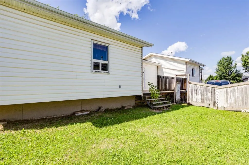 368 Grey Crescent