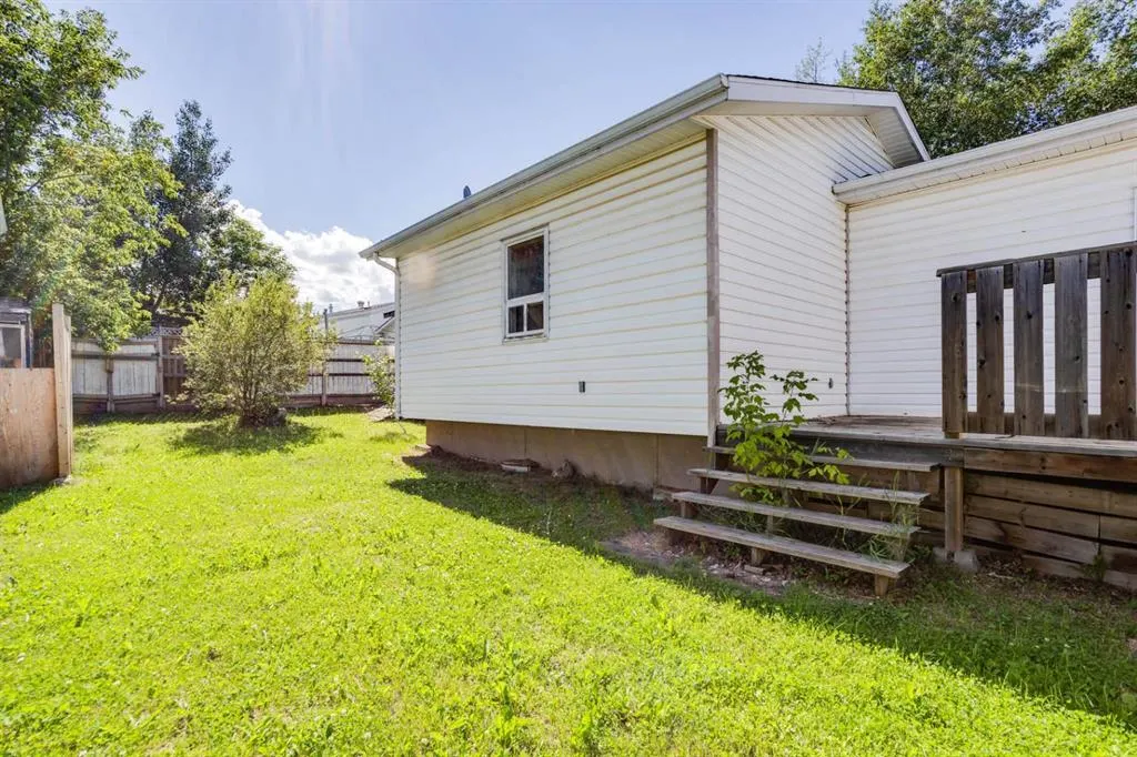 368 Grey Crescent